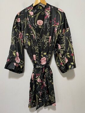 Vintage Colesce Couture Lingerie Robe Womens Size M Satin Roses Waist Tie Kimono